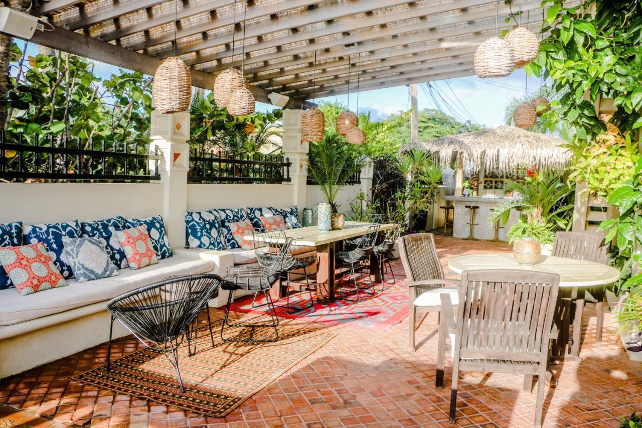 Tres Sirenas Beach Inn 林康 外观 照片