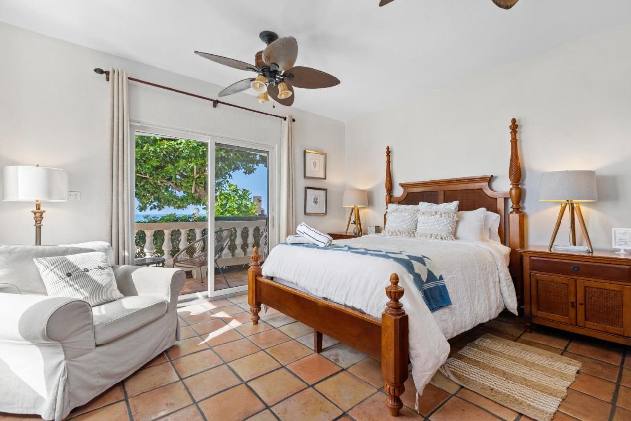Tres Sirenas Beach Inn 林康 外观 照片