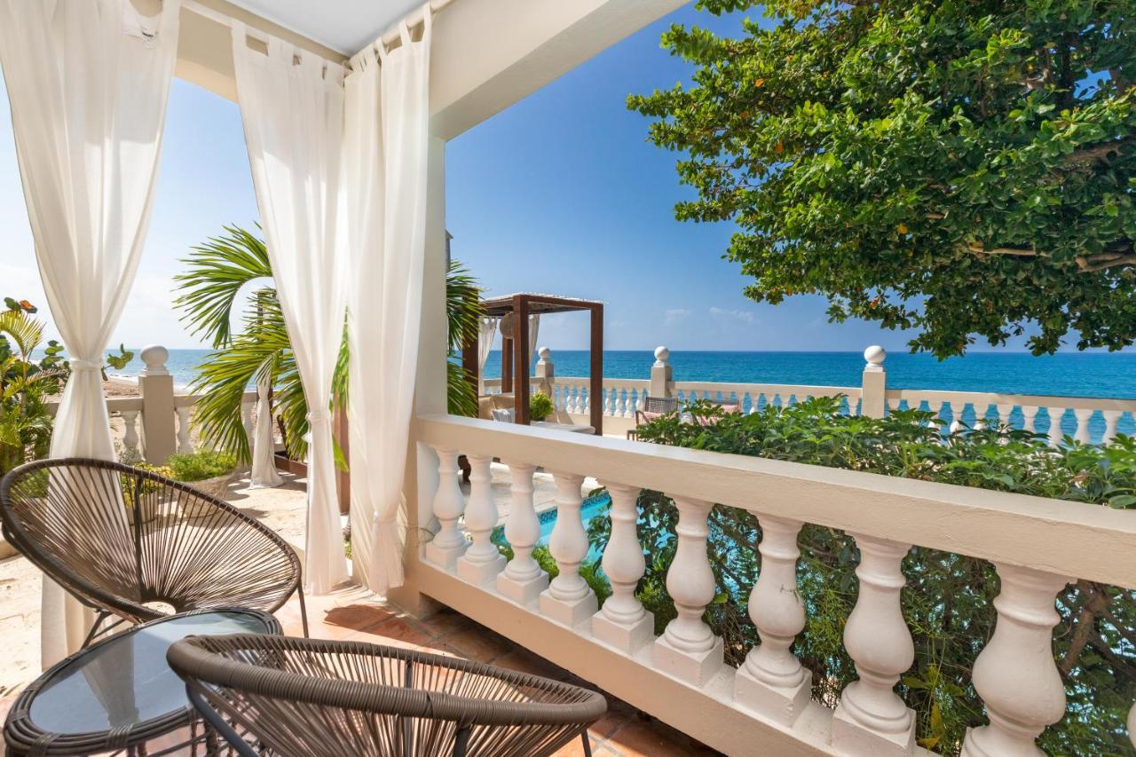 Tres Sirenas Beach Inn 林康 外观 照片