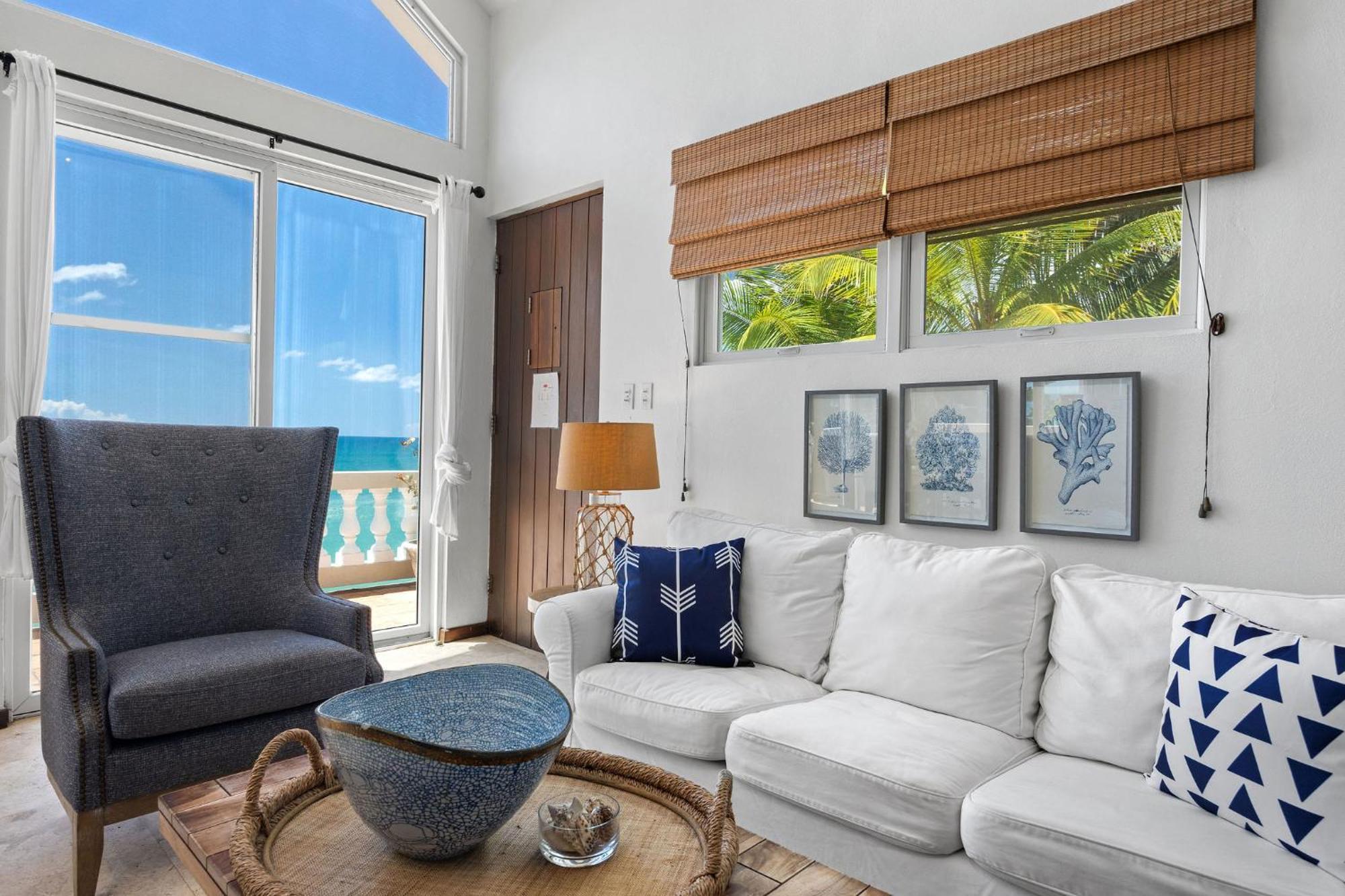 Tres Sirenas Beach Inn 林康 外观 照片
