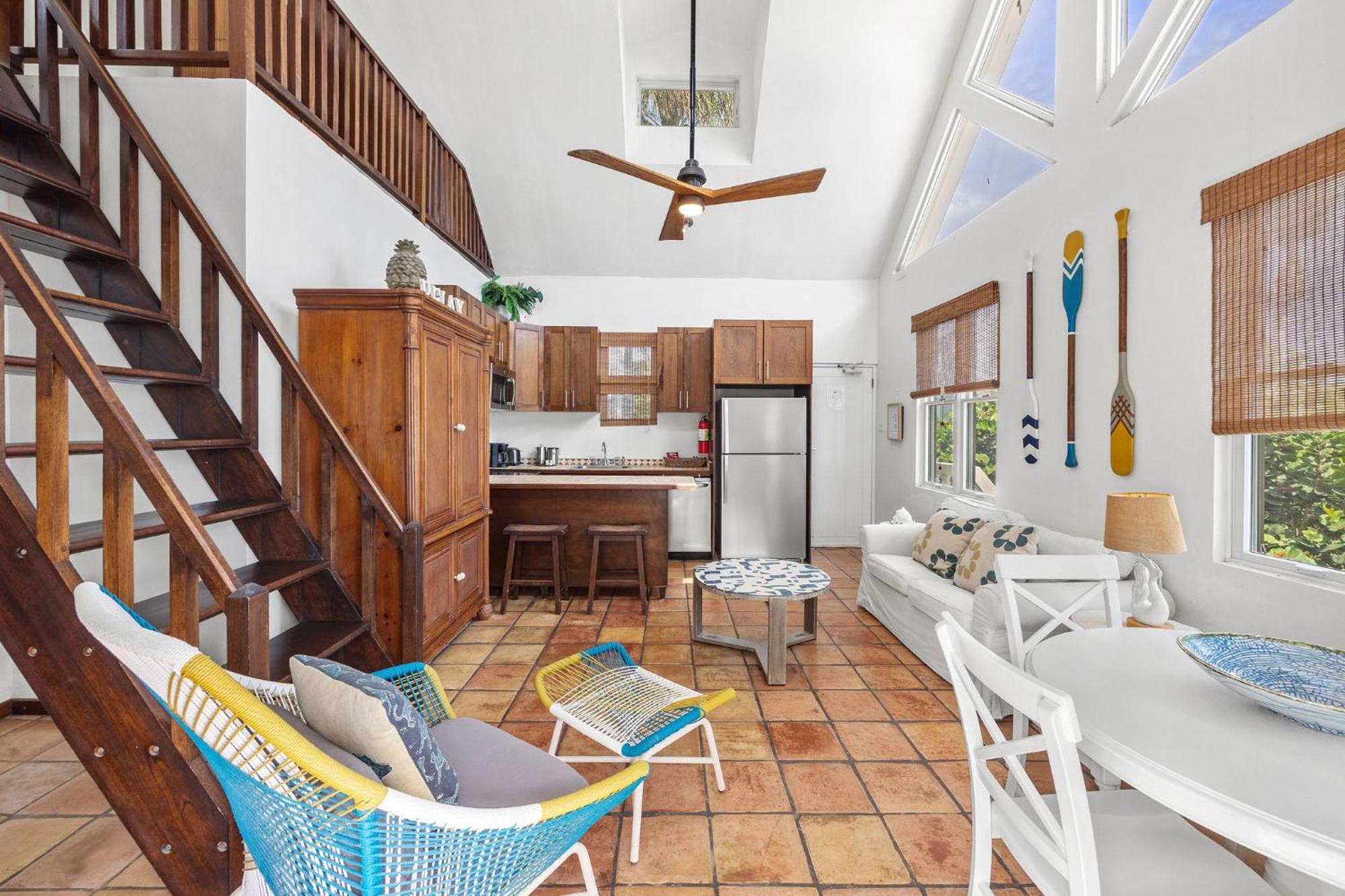 Tres Sirenas Beach Inn 林康 外观 照片